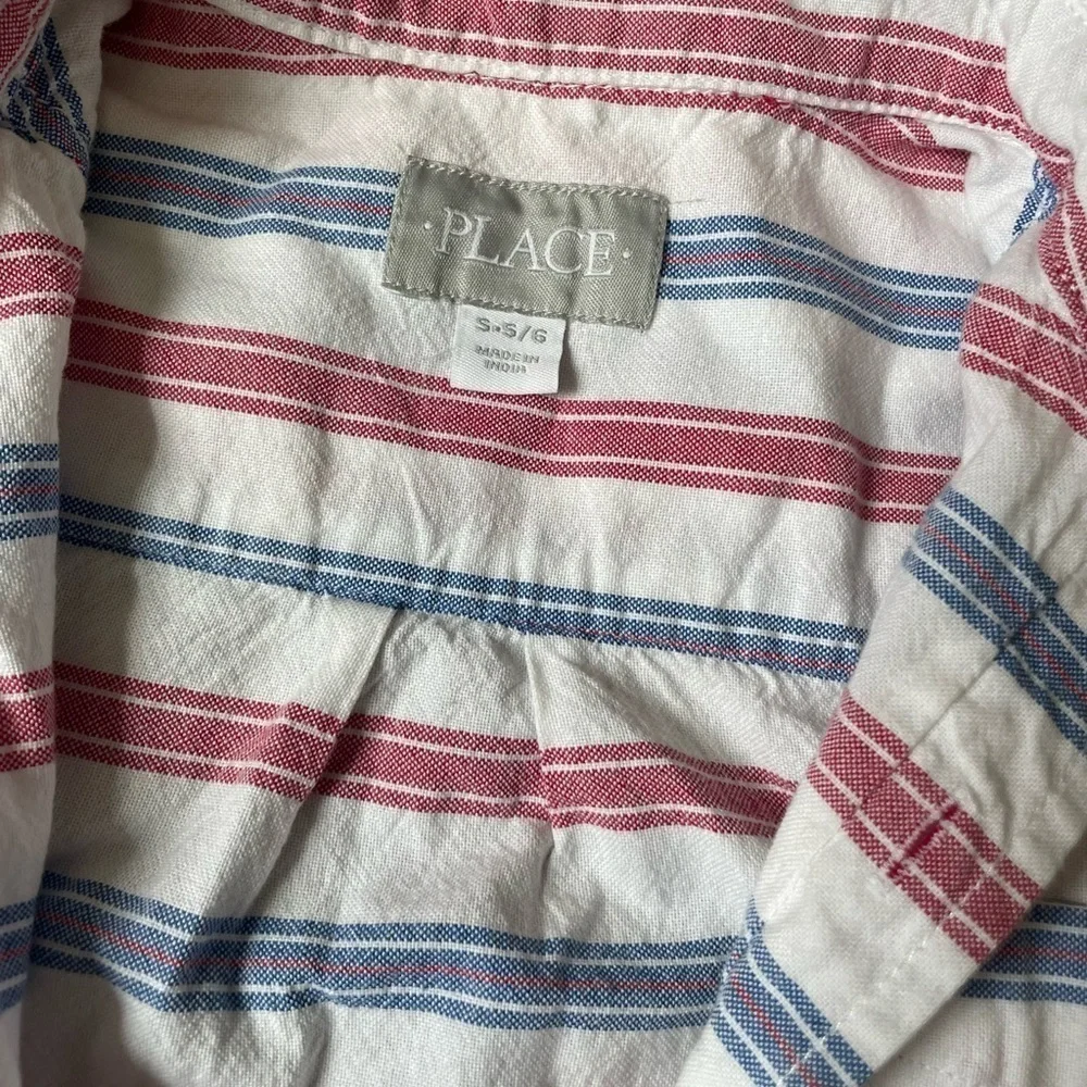 Children’s place boys bundle of 2 button down shirts